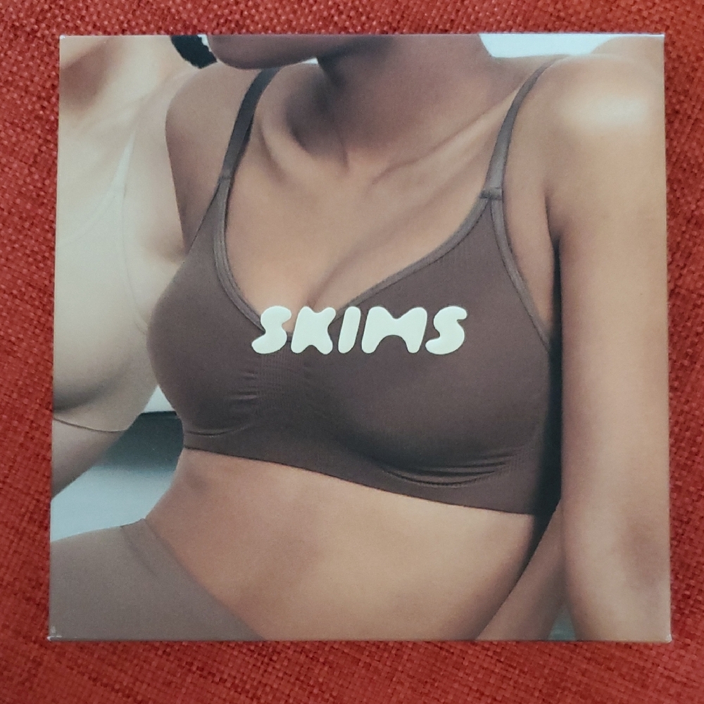 BNIB SKIMS Mica Seamless Sculpting Bra S/M